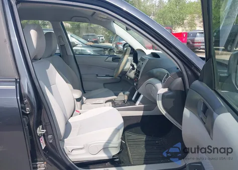 2013 Subaru Forester 2.5X z USA, uszkodzony, nr VIN JF2SHABC4DH420495